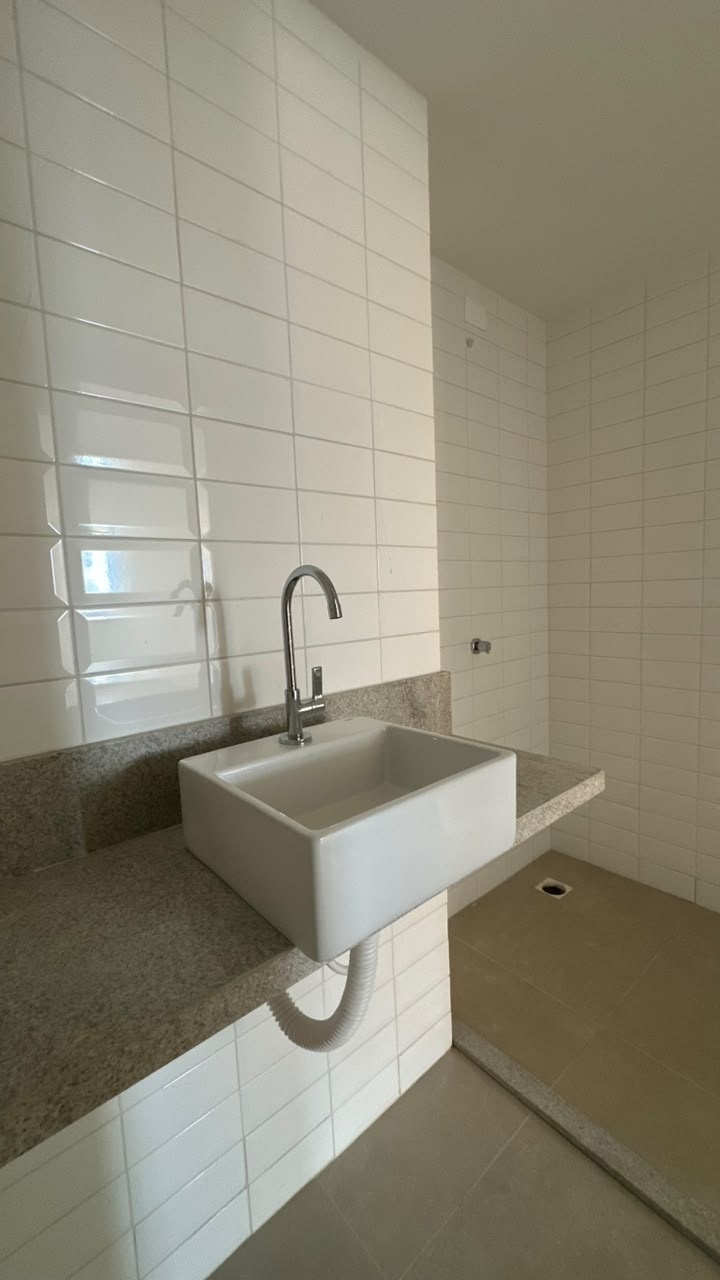 SETEMBRO 2026 - INSTALAÇÃO DAS LOUÇAS E METAIS DOS APARTAMENTOS
